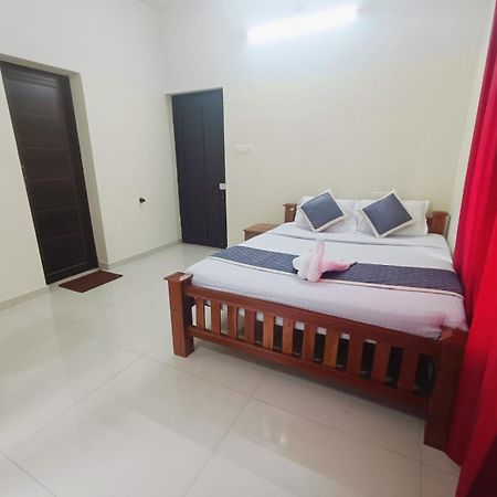 West Darshan Apartments And Villas トリバンドラム エクステリア 写真