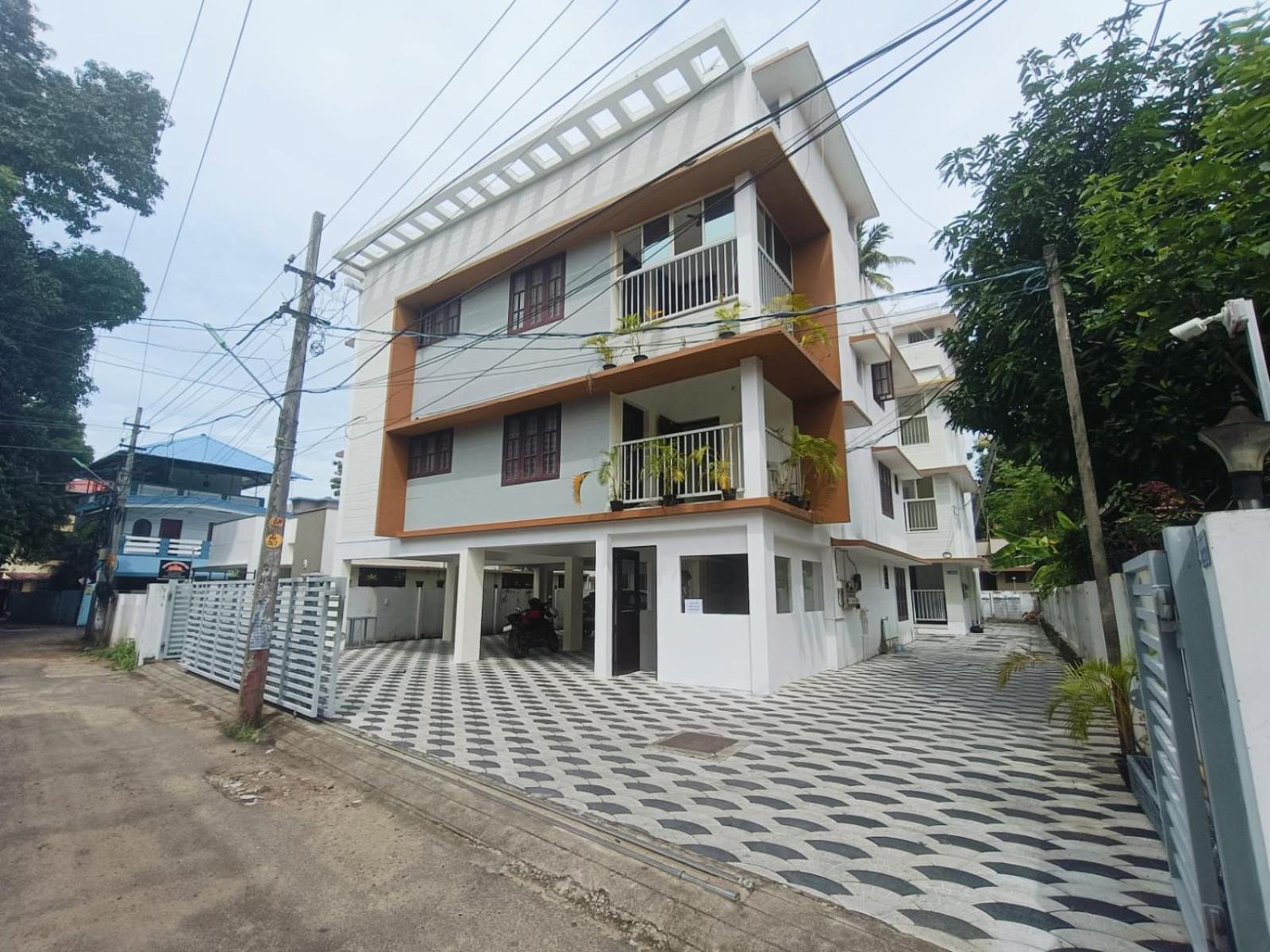 West Darshan Apartments And Villas トリバンドラム エクステリア 写真